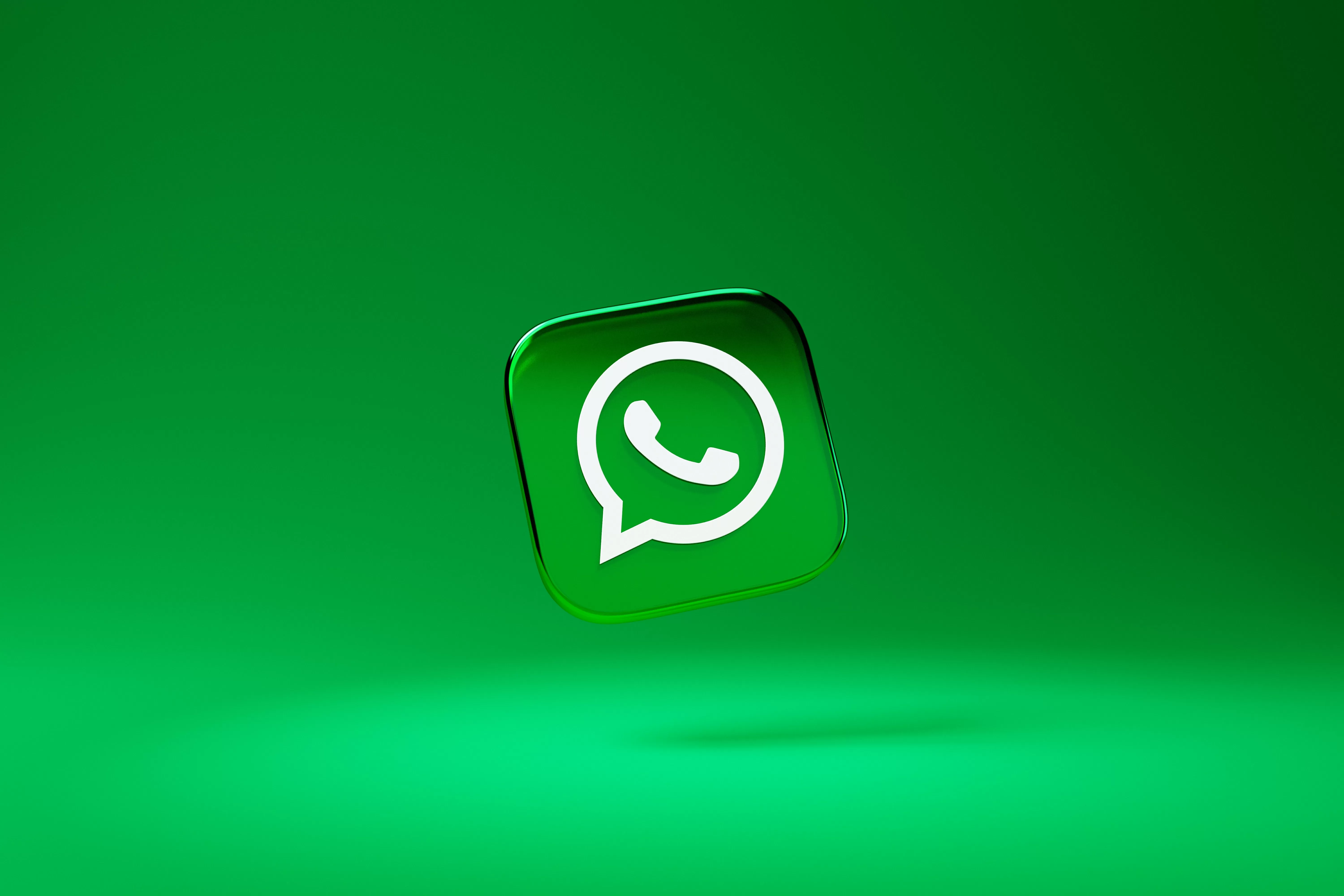WhatsApp: quando il nome racconta la sua storia